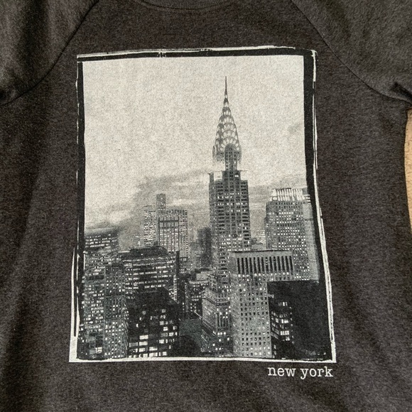 NYC Sweatshirt - Picture 2 of 6